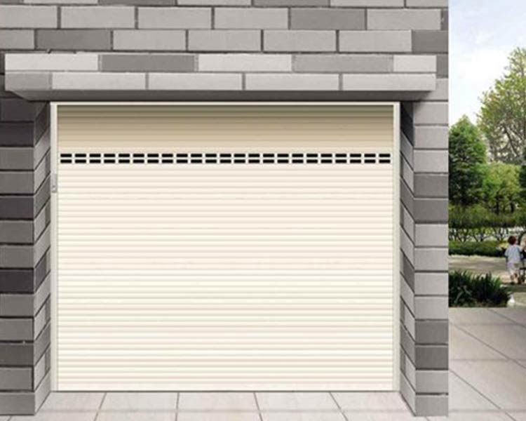 山西中盛恒安防談?wù)劮阑鹁砗熼T的保養(yǎng)方法